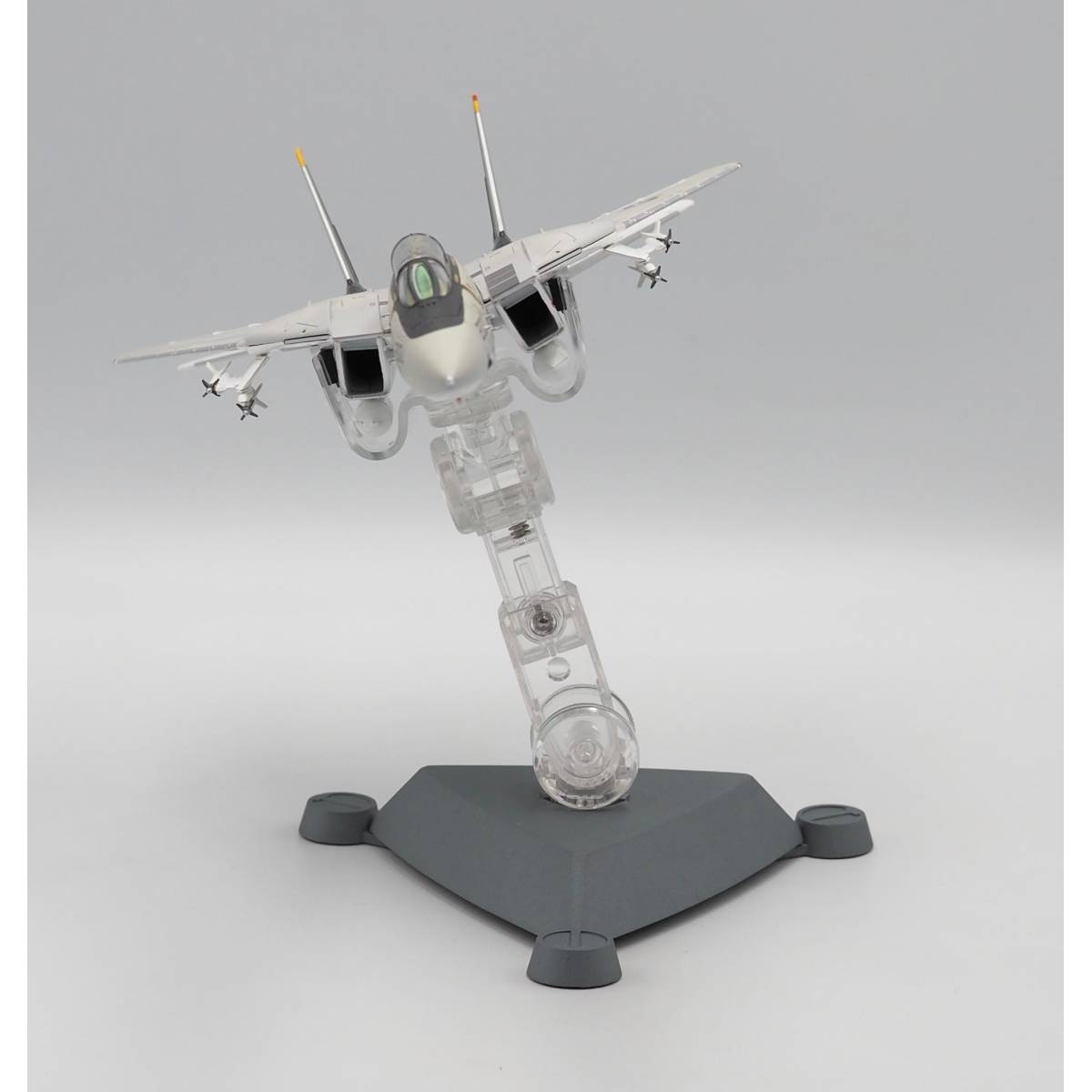 dm-stand-for-f-14